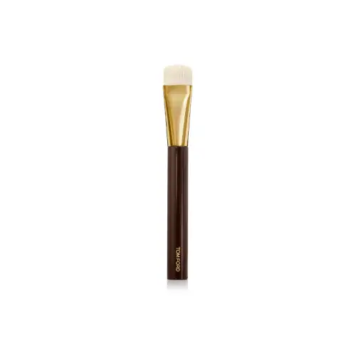 Tom Ford Shade And Illuminate Brush 04