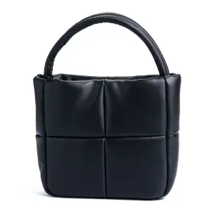 Δερμάτινο Τσαντάκι Puffy - Μαύρο My Own αξεσουάρ Τσάντες-Πορτοφόλια