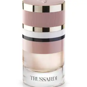 Trussardi Eau De Parfum αρώματα γυναικεία