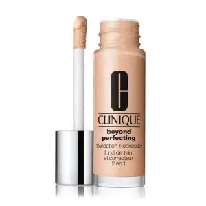 Clinique Beyond Perfecting Foundation + Concealer 30Ml 05 Fair