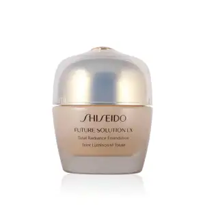 Shiseido Future Solution Lx Total Radiance Foundation 30Ml Natural 4