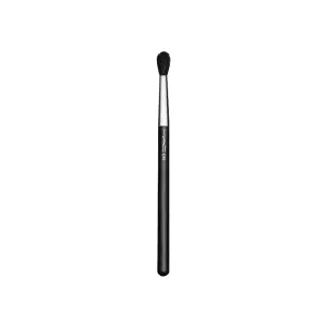 Mac 224S Tapered Blending Brush
